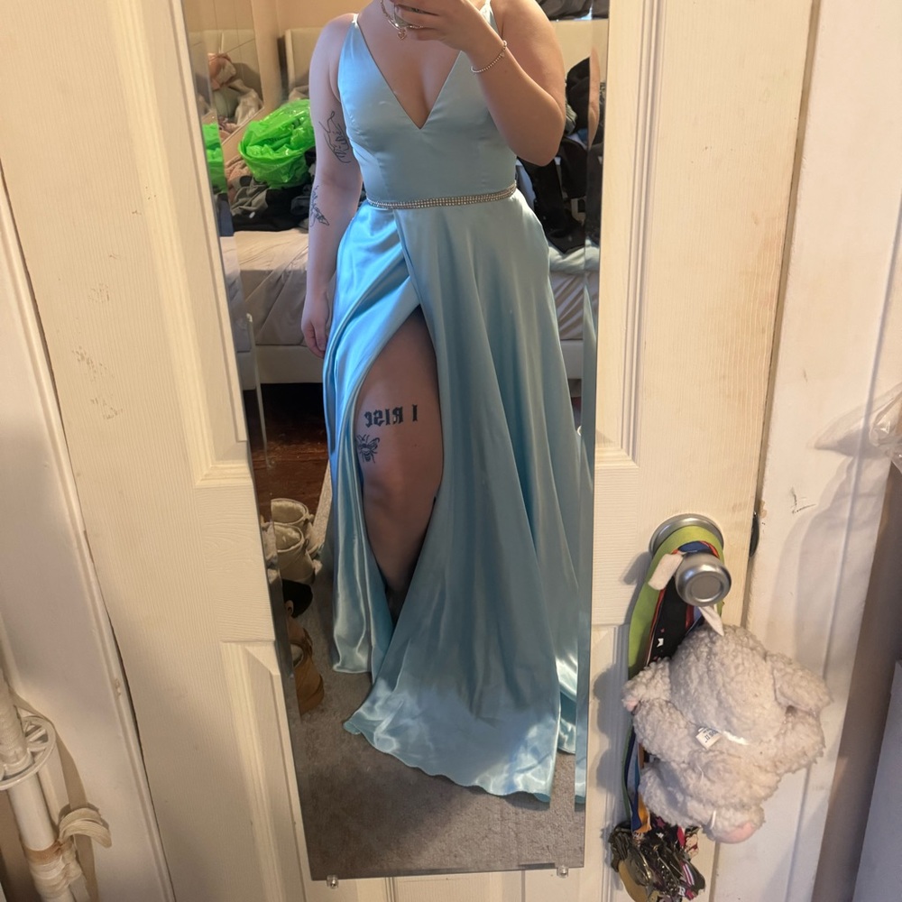 Elegant Blue Evening Gown